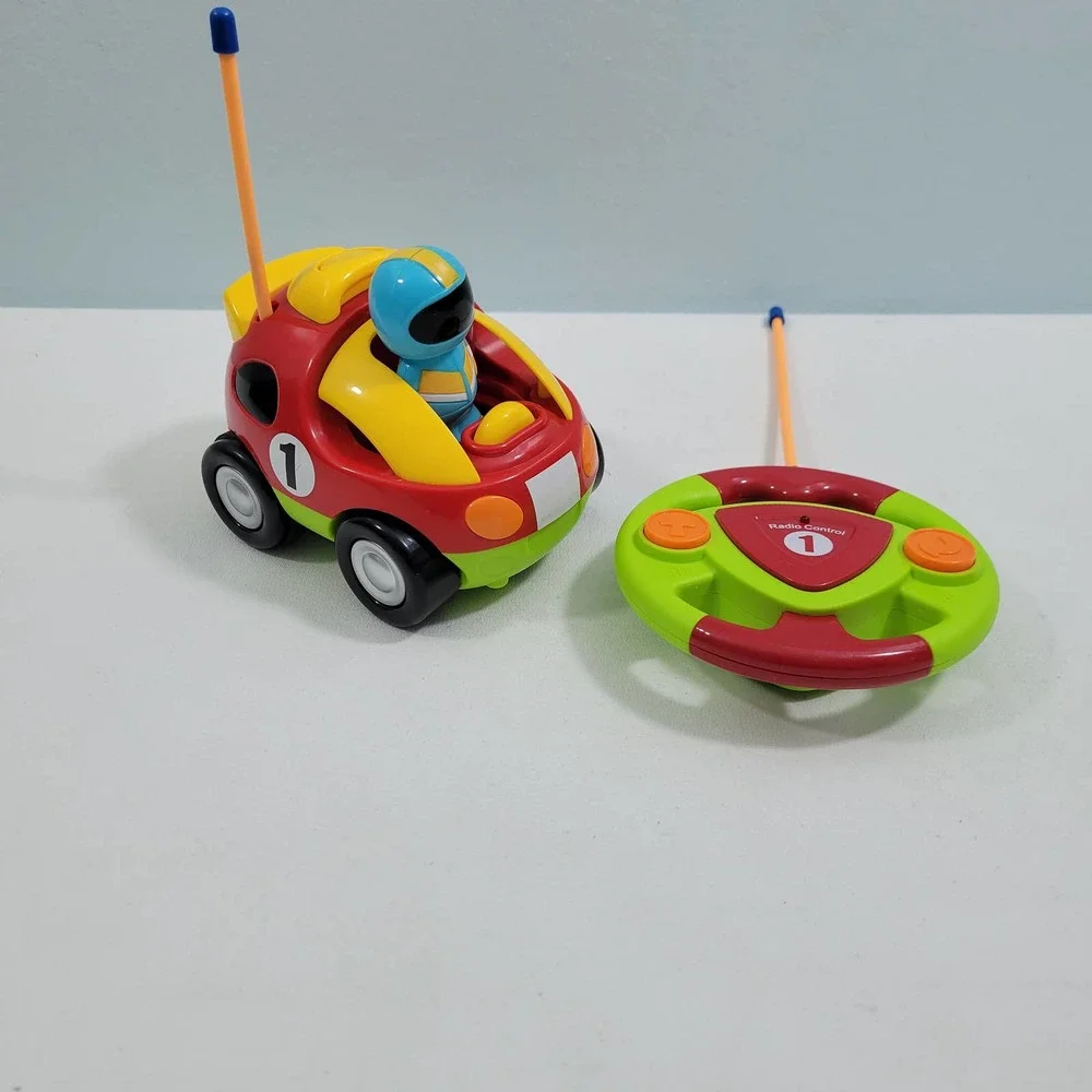 Remote Control 4" Toddler Car With Music & Lights Works Great 113022-3clo1 - Picture 1 of 5